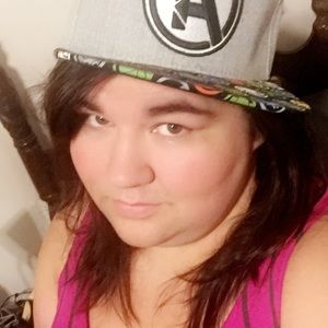 Meet your Posher, Monic